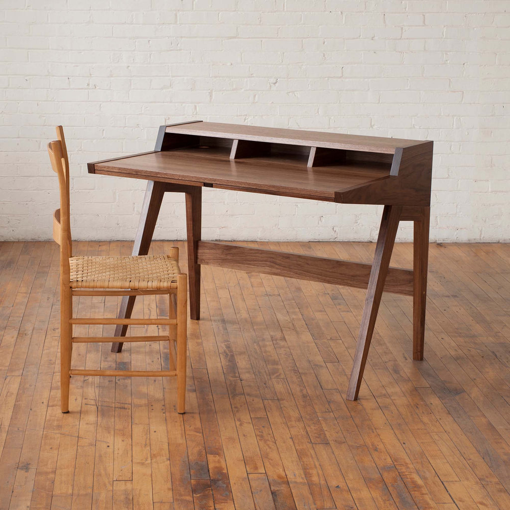 Laura Desk PHLOEM STUDIO